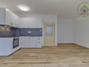 Pronájem bytu 2+kk, Jesenice, Cedrová, 69 m2