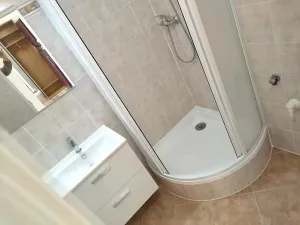 Pronájem bytu 3+1, Praha, Pujmanové, 75 m2