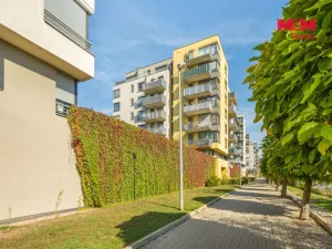 Prodej bytu 2+kk, Praha - Vysočany, Sousedíkova, 59 m2