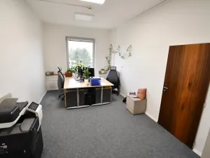 Pronájem kanceláře, Žďár nad Sázavou, Havlíčkovo nám., 230 m2