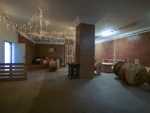 Prodej zemědělského objektu, Bžany, 1700 m2