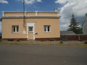 Prodej zemědělského objektu, Bžany, 1700 m2