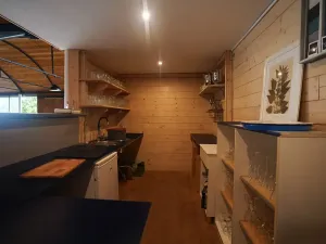 Prodej zemědělského objektu, Bžany, 1700 m2