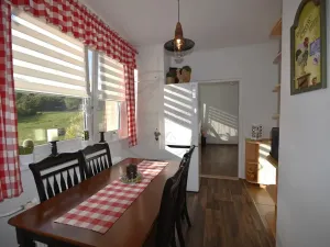 Prodej bytu 3+1, Česká Ves, 70 m2
