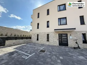 Prodej bytu 2+kk, Novalja, Chorvatsko, 56 m2