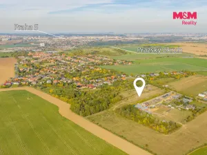 Prodej komerčního pozemku, Ořech, 10265 m2