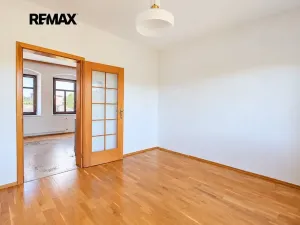 Prodej rodinného domu, Kájov, U Kostela, 200 m2