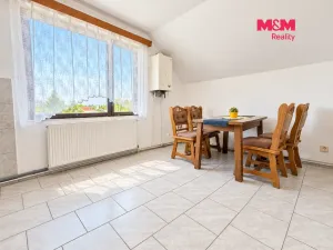 Pronájem bytu 2+1, Makotřasy, 67 m2