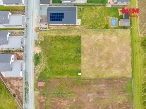 Prodej pozemku pro bydlení, Choltice, Na Hlásku, 1205 m2