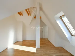 Pronájem rodinného domu, Praha - Střešovice, Západní, 210 m2