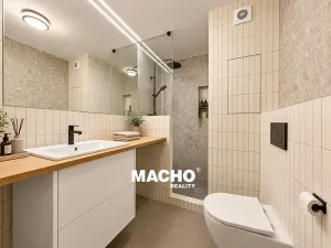 Pronájem bytu 3+kk, Praha - Modřany, Poljanovova, 65 m2