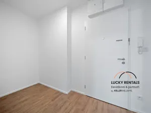 Pronájem bytu 1+kk, Praha - Chodov, Líbalova, 32 m2