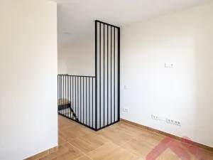 Pronájem bytu 2+kk, Praha - Vokovice, Oválová, 47 m2