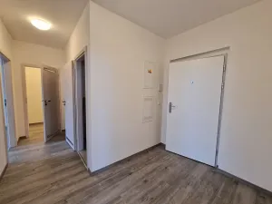 Pronájem bytu 3+kk, Praha - Kbely, Sedlářova, 72 m2