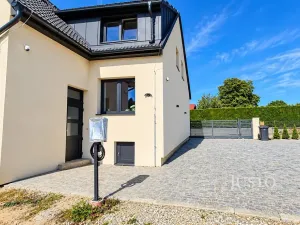 Pronájem bytu 2+kk, Kestřany, 40 m2