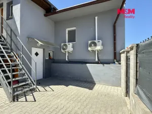 Pronájem komerční nemovitosti, Kladno - Kročehlavy, Kozinova, 22 m2