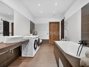 Prodej rodinného domu, Chotíkov, 280 m2