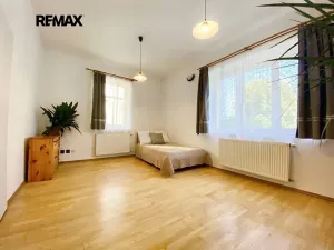 Pronájem bytu 1+1, Černošice, Jansova, 37 m2