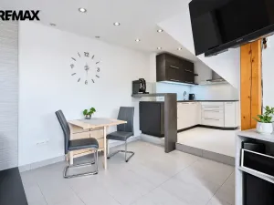 Prodej bytu 3+kk, Pardubice - Zelené Předměstí, Jana Palacha, 94 m2