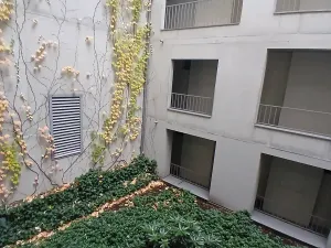 Pronájem bytu 1+kk, Praha - Košíře, Hlaváčkova, 25 m2