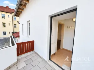 Pronájem bytu 1+kk, Praha - Michle, Nuselská, 31 m2