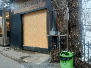 Pronájem obchodního prostoru, Praha - Háje, 18 m2