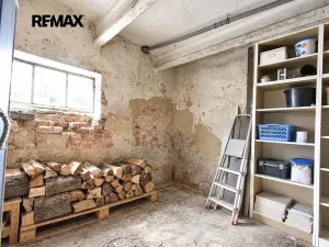 Prodej bytu 3+1, Milovice, Dukelská, 72 m2