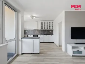 Prodej bytu 3+1, Tuchořice, 80 m2