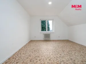Prodej rodinného domu, Praha - Horní Počernice, Jasenná, 292 m2