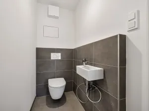 Pronájem bytu 2+kk, Praha - Karlín, Švarcova, 51 m2