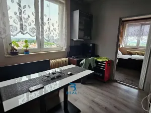 Prodej bytu 2+1, Praha - Malešice, Limuzská, 47 m2