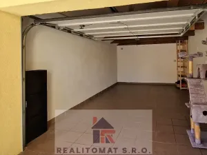 Pronájem rodinného domu, Šestajovice, Ve Skále, 160 m2