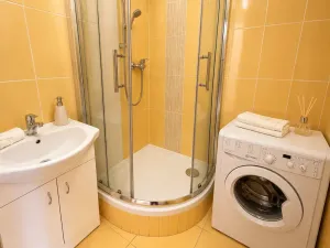 Prodej bytu 2+1, Kralupy nad Vltavou - Lobeček, Hakenova, 56 m2