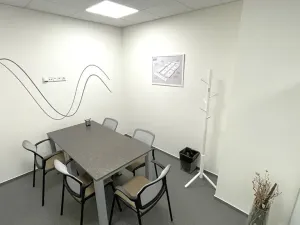 Pronájem kanceláře, Praha - Holešovice, Dělnická, 1252 m2