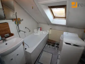 Prodej rodinného domu, Praha - Hrdlořezy, Hrdlořezská, 210 m2