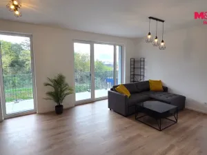 Pronájem bytu 2+kk, Kladno, Engerth, 61 m2