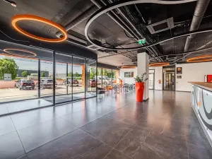 Pronájem kanceláře, Mělník, Bezručova, 126 m2