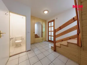 Prodej rodinného domu, Karlovy Vary - Hůrky, 250 m2