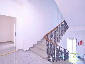 Pronájem kanceláře, Praha - Nové Město, Malá Štěpánská, 145 m2