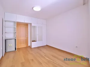 Pronájem bytu 5+kk, Praha - Stodůlky, Petržílkova, 147 m2
