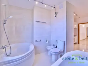 Pronájem bytu 5+kk, Praha - Stodůlky, Petržílkova, 147 m2