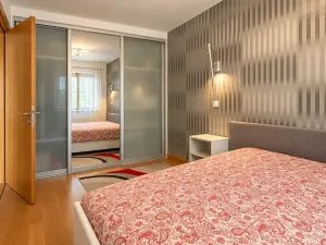 Prodej bytu 2+kk, Jesenice, V Lázních, 47 m2