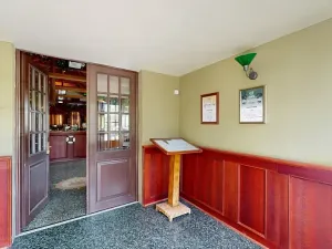 Dražba restaurace, Praha - Holešovice, Jankovcova, 1096 m2