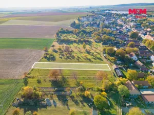 Prodej zahrady, Kožlany, 2000 m2