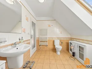 Prodej rodinného domu, Tatobity, 180 m2