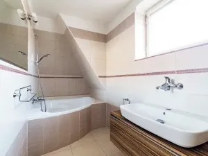 Pronájem rodinného domu, Praha - Dejvice, Hermelínská, 230 m2
