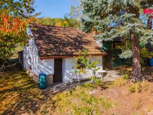 Prodej pozemku pro bydlení, Zlatá Koruna - Plešovice, 1647 m2