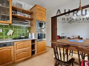 Pronájem bytu 4+1, Praha - Břevnov, Na Petřinách, 105 m2