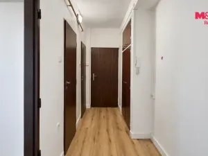 Pronájem bytu 2+1, Louny, 28. října, 56 m2