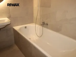 Prodej bytu 4+kk, Jeneč, Lidická, 102 m2
